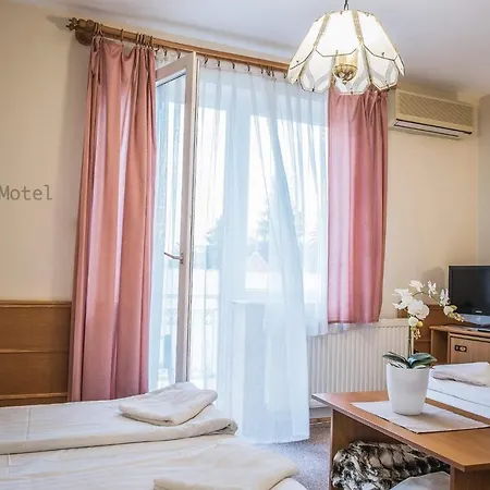 Hotel Cifra Kecskemet